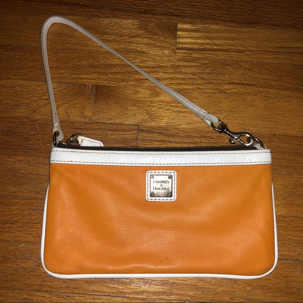 DOONEY & BOURKE WALLET/ CLUTCH/ WRISTLET